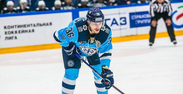 Сигарев и Макаров покинули «Сибирь»