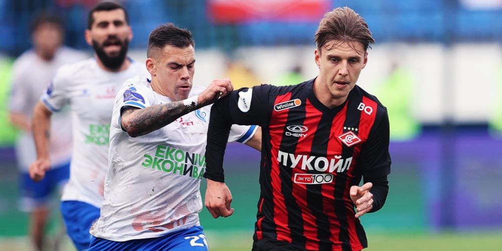 Первак заявил, что игроков «Спартака» не стоит критиковать за поражение от «Факела» Первак заявил, что игроков «Спартака» не стоит критиковать за поражение от «Факела»