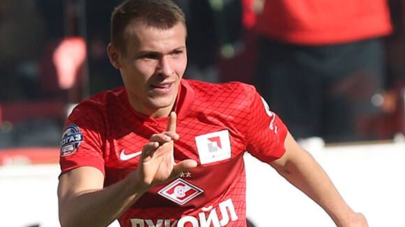«Анжи» подписал контракты с Паршивлюком и Яковлевым