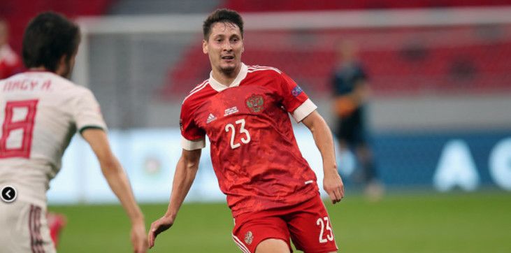 У Далера Кузяева сорвались все варианты за рубежом, приоритет для футболиста – «Локомотив» У Далера Кузяева сорвались все варианты за рубежом, приоритет для футболиста – «Локомотив»