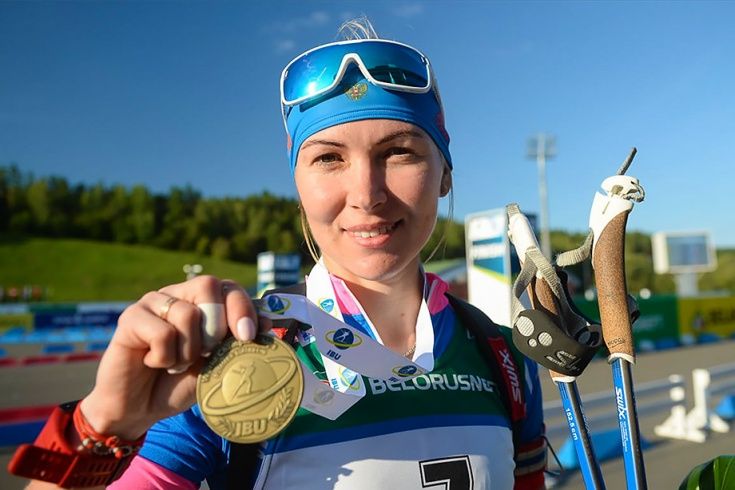 Глазырина выиграла спринт на летнем чемпионате России, Миронова вторая с одним промахом