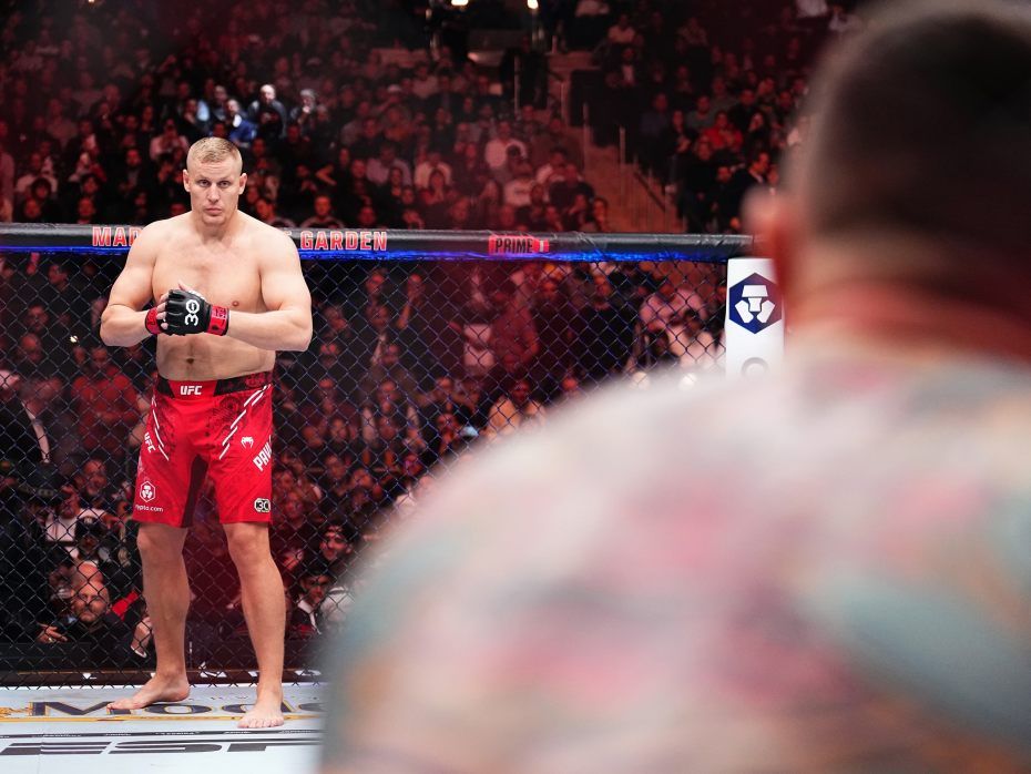 Малютин: Павлович нокаутирует двух-трех соперников и вернется в борьбу за титул Малютин: Павлович нокаутирует двух-трех соперников и вернется в борьбу за титул