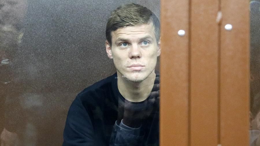 «Александр и Кирилл, будьте сильными, не теряйте веру в людей». Новогоднее поздравление адвоката Кокориных «Александр и Кирилл, будьте сильными, не теряйте веру в людей». Новогоднее поздравление адвоката Кокориных