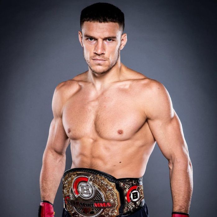 Ученик Емельяненко снялся с чемпионского боя