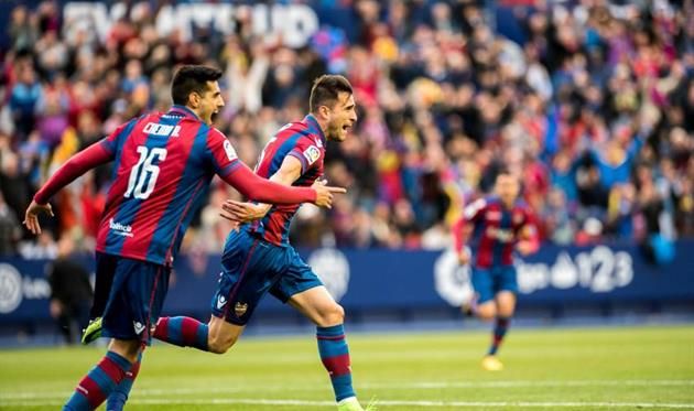 «Леванте» отдаст бесплатно десять тысяч абонементов «Леванте» отдаст бесплатно десять тысяч абонементов