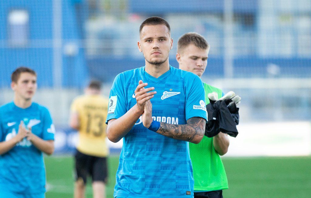 Илья Скроботов