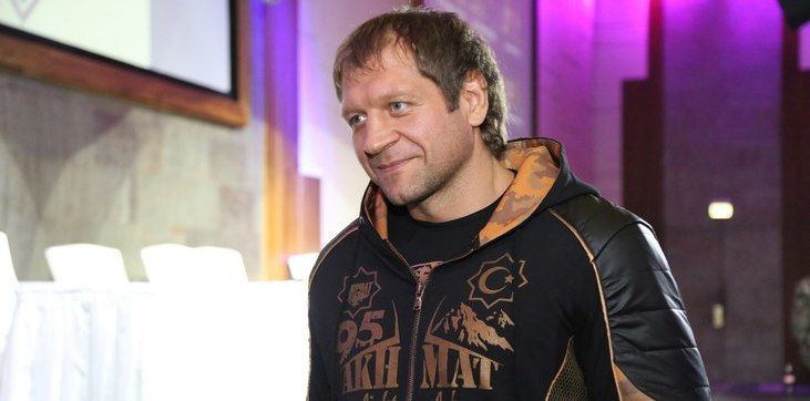 Емельяненко перекрасил свое имя