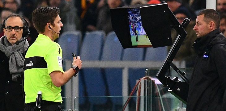 Станислав Сухина: VAR нужна, чтобы ошибки судьи не влияли на результат, но система еще сыровата