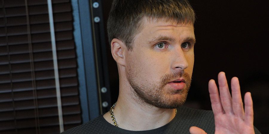 Брызгалов сравнил КХЛ с чемпионатом Китая по пинг-понгу
