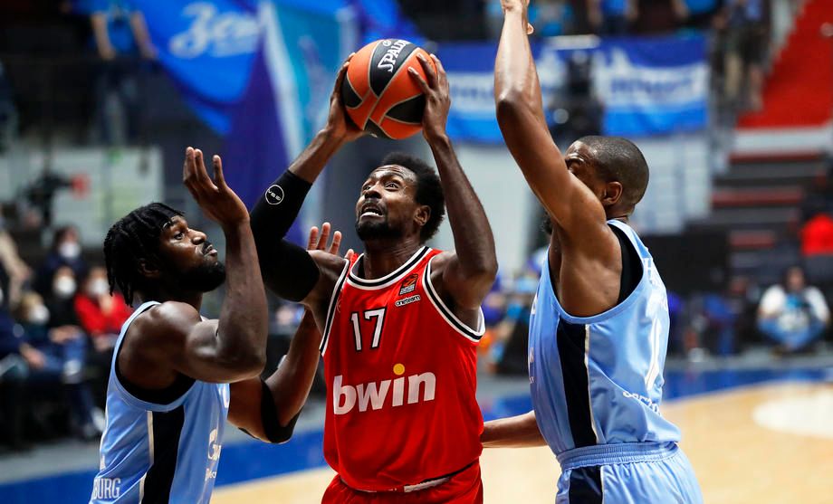 «Зенит» сыграет со зрителями в завтрашнем матче Евролиги