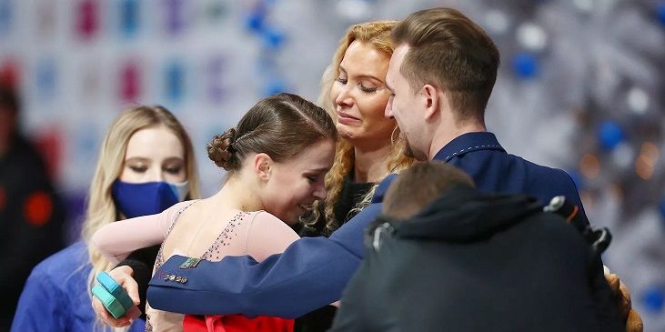 Слезы Тутберидзе, преодоление Щербаковой, поражение Плющенко: итоги чемпионата России по фигурному катанию