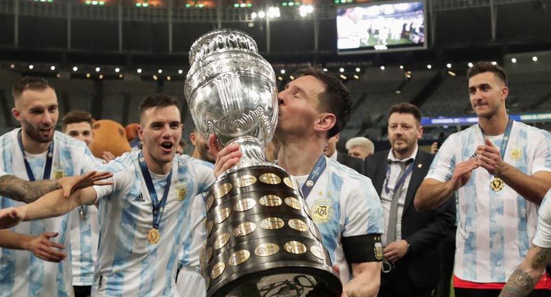 Ловчев заявил, что для него Марадона всегда будет выше Месси