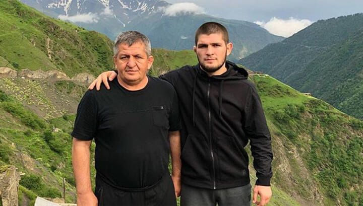 Хабиб Нурмагомедов признался, что после смерти отца думал о завершении карьеры