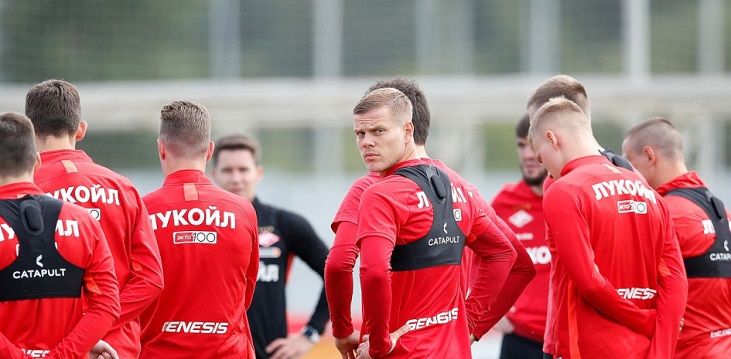 Журналист Егоров: На одной из тренировок Тедеско поставил Кокорина в центр поля. Возможен уход тренера из «Спартака» с компенсацией