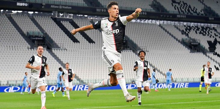 В победном матче «Ювентуса» против «Лацио» Роналду установил несколько исторических достижений
