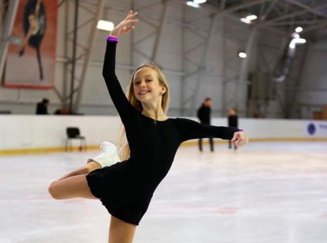 Берестовская сделала два четверных на Кубке России: она тренируется не у Тутберидзе или Плющенко Берестовская сделала два четверных на Кубке России: она тренируется не у Тутберидзе или Плющенко