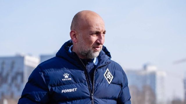 Адиев провел тренировку «Крыльев Советов» за восемь дней до матча с «Зенитом»