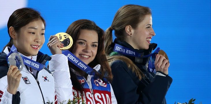 «Фальшивая олимпийская чемпионка!» Болельщики жестко осудили Аделину Сотникову за участие в митинге-концерте
