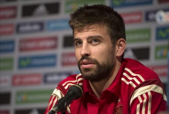 Жерар Пике намерен купить Андорру. При помощи Космоса