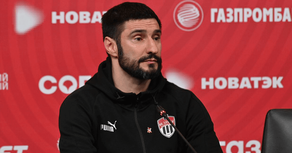 В «Химках» опровергли уход Гогниева