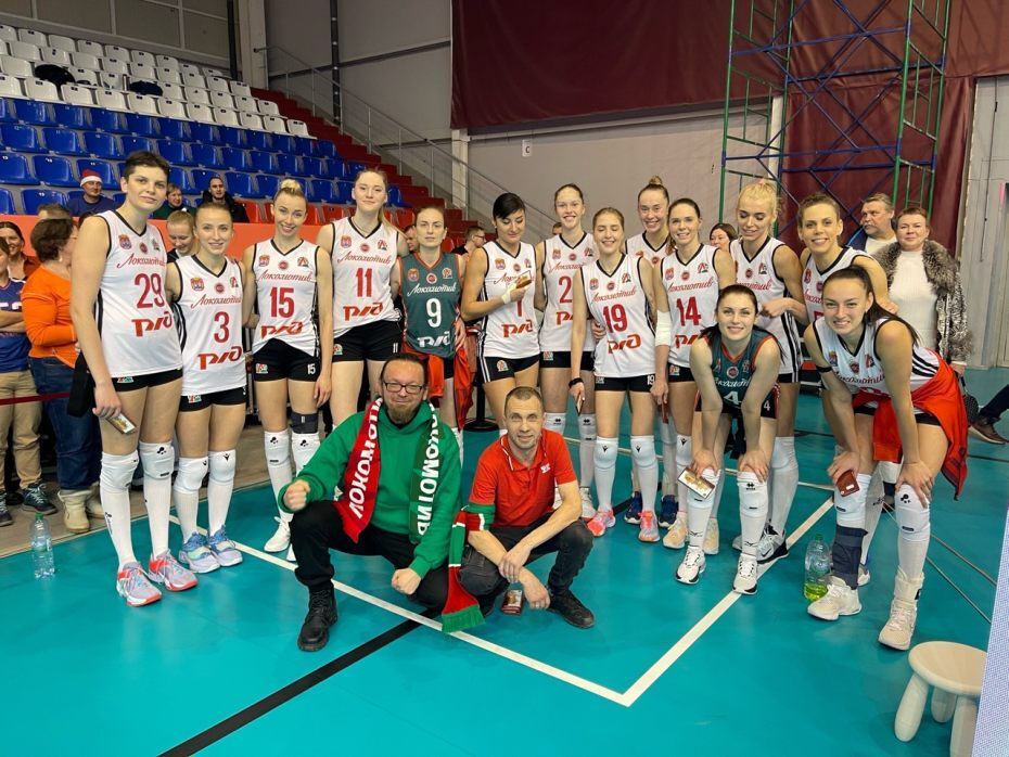 «Локомотив» завершил год разгромом «Спарты»