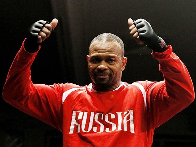 Рой Джонс-младший проведет последний бой в феврале