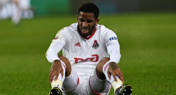 Фарфан попал в больницу после травмы на тренировке перед матчем с Австралией Фарфан попал в больницу после травмы на тренировке перед матчем с Австралией