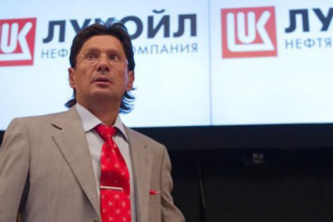 Леонид Федун: Конечно, кризис рынка нефти скажется на «Спартаке», зарплаты у всех в евро, а доходы в рублях Леонид Федун: Конечно, кризис рынка нефти скажется на «Спартаке», зарплаты у всех в евро, а доходы в рублях