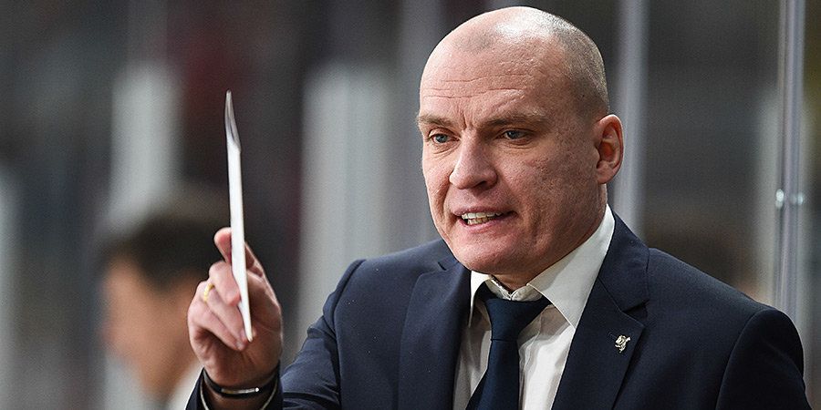 Стала известна зарплата Андрея Разина в СКА