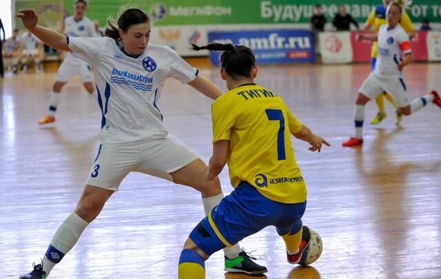 «Аврора» погналась за двумя зайцами
