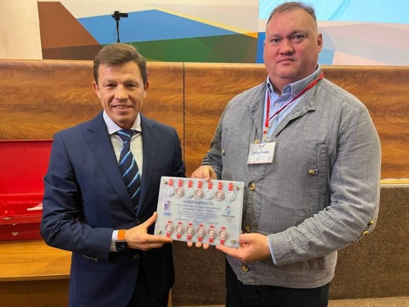 Губерниев: Майгуров уверенно ведет биатлонную Россию по минному полю