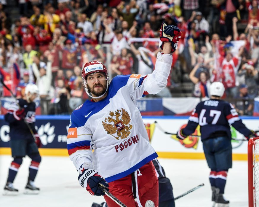 «Вашингтон» поздравил Овечкина, который побил рекорд Гретцки