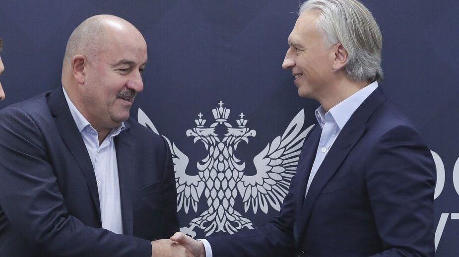 Нобель Арустамян: В РФС полемика по поводу отставки Черчесова