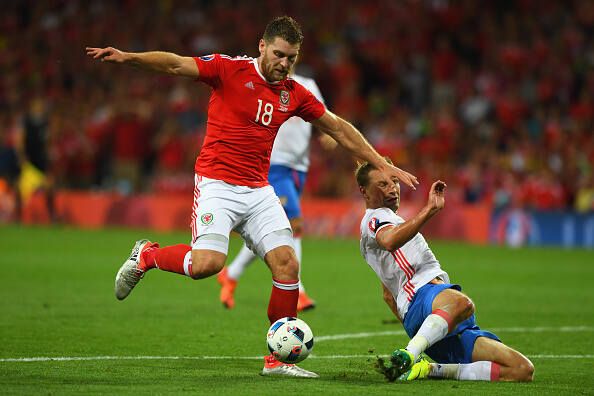 Сэм Воукс: Нельзя выходить с одной тактикой на Россию и Северную Ирландию Сэм Воукс: Нельзя выходить с одной тактикой на Россию и Северную Ирландию