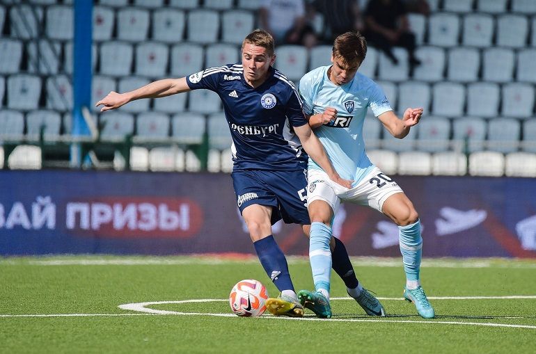 Матч «Оренбурга» и «Пари НН» в 25-м туре Российской премьер-лиги (РПЛ)
