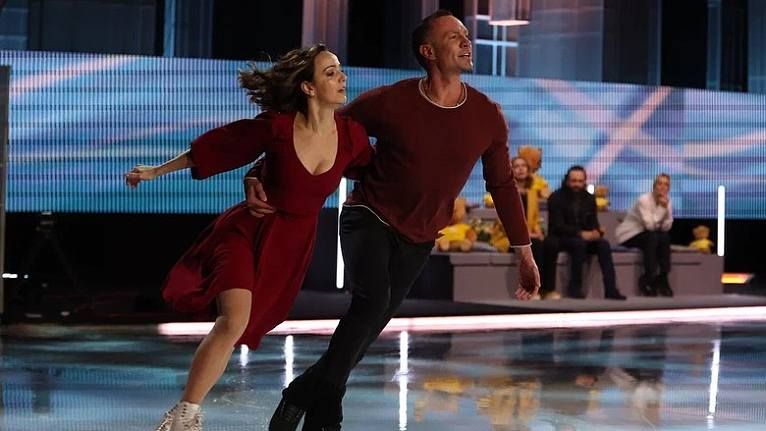 Стало известно об улучшении состояния Костомарова