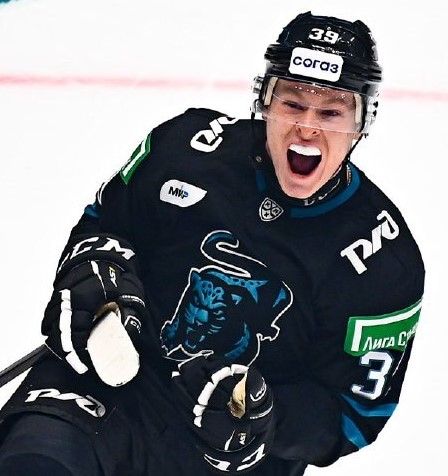 Мичков рассказал, что первого января будет дополнительно отрабатывать броски Мичков рассказал, что первого января будет дополнительно отрабатывать броски