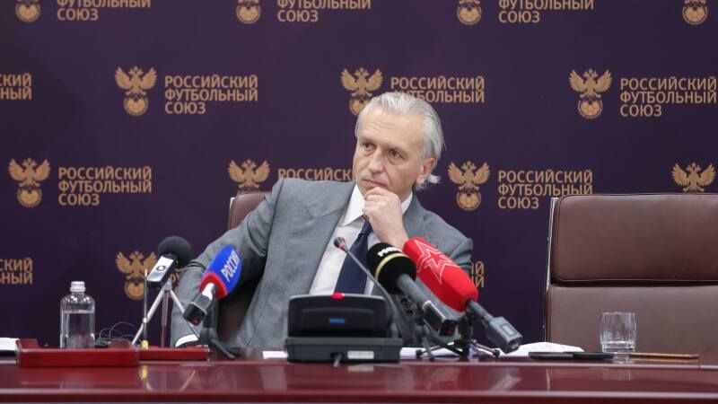 Дюков объяснил создание рабочей группы для изучения вопроса о возможном выходе из УЕФА
