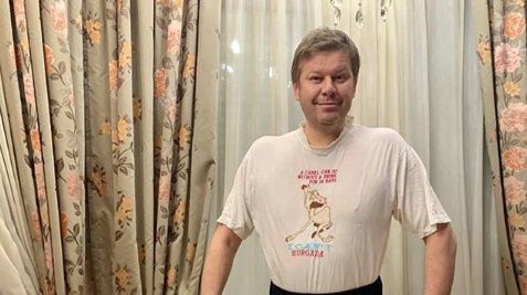 Дмитрий Губерниев вышел на пробежку и потребовал, чтобы Россия сидела дома
