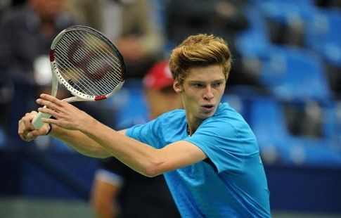 Рублев проиграл Штруффу и вылетел из St. Petersburg Open