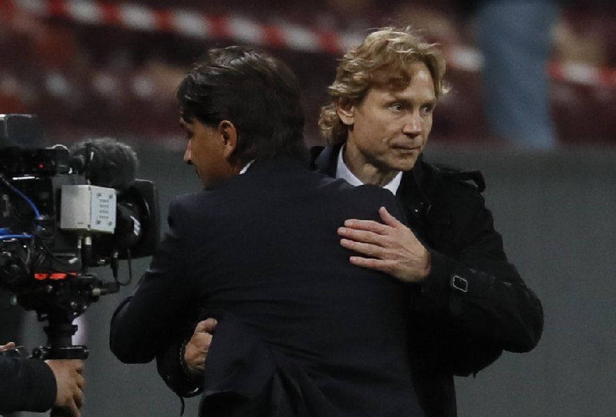 «Команде самой нравится играть»: Жулин положительно оценил работу Карпину «Команде самой нравится играть»: Жулин положительно оценил работу Карпину