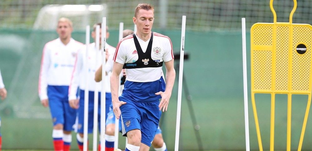 Защитник «Ахмата» Семенов поговорил с Дзюбой про его слова о Грозном