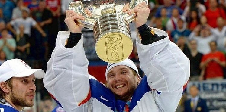 Бобровский прокомментировал возвращение в сборную России на ЧМ-2021