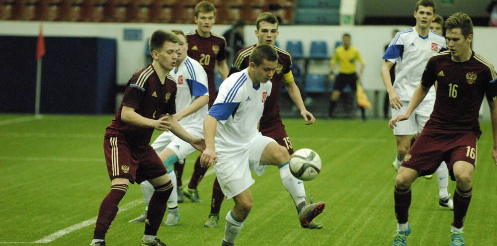 Кого поддерживать петербуржцам: Казаченка или Галактионова?