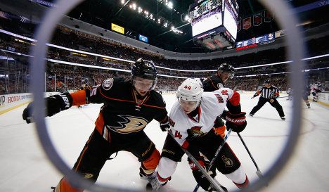 Новичок «Калгари» сыграл в покер