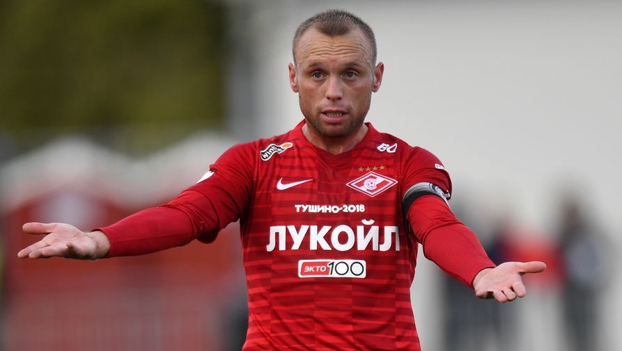 Глушаков подал на бывшую жену иск в суд о защите чести и достоинства