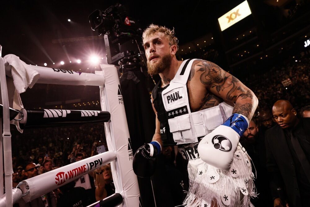 Джейк Пол одолел бывшего бойца UFC Диаза единогласным решением судей Джейк Пол одолел бывшего бойца UFC Диаза единогласным решением судей