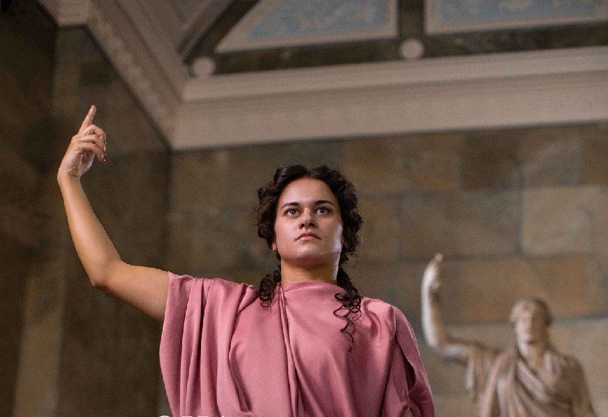 ЖФК «Зенит» и Эрмитаж представили фотопроект по борьбе с раком молочной железы