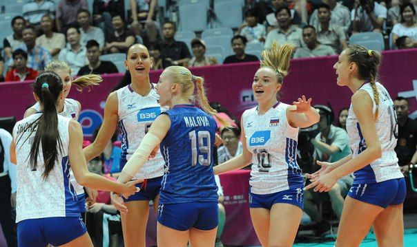 Женская сборная России по волейболу вышли в четвертьфинал ЧЕ