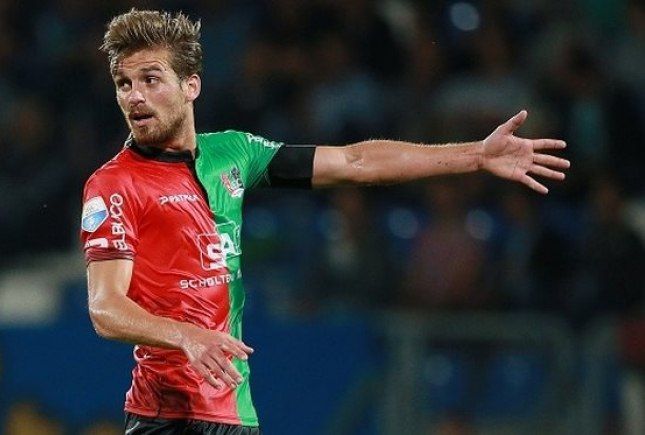 Московское «Динамо» подтвердило переход защитника из Голландии Московское «Динамо» подтвердило переход защитника из Голландии